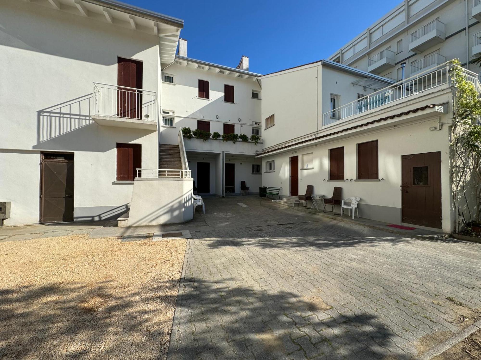 App4Rent Villa Zanetti - Appartamenti Con Spiaggia Privata Frontemare Lido di Jesolo Exteriér fotografie