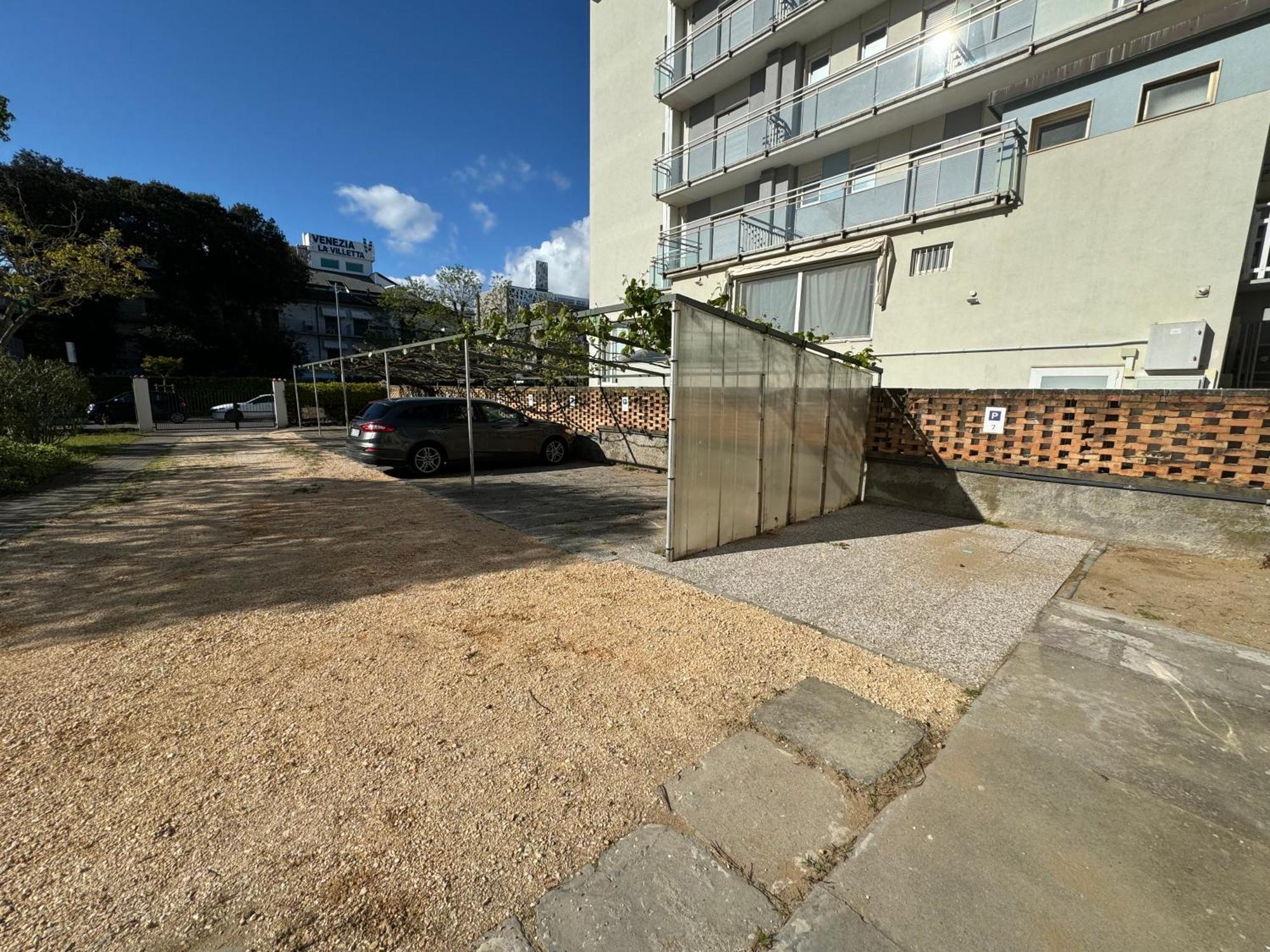 App4Rent Villa Zanetti - Appartamenti Con Spiaggia Privata Frontemare Lido di Jesolo Exteriér fotografie